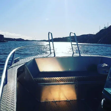Hitra Fishing Vacation Kvenvær